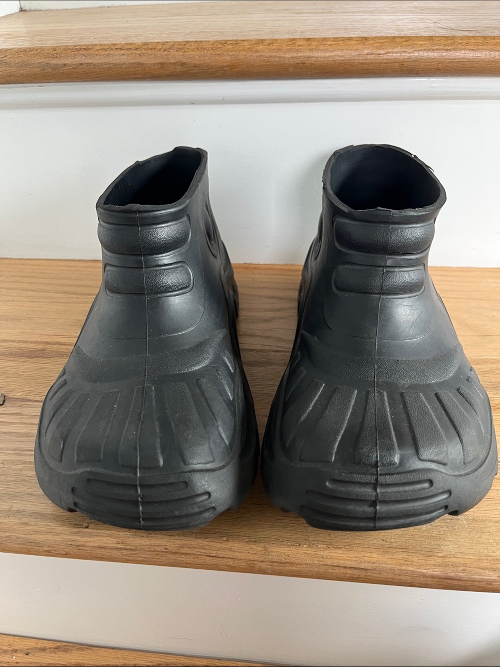 CROCS Black Slip-On Rubber Duck Boots